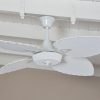Ventilador BARI blanco palas y tapa forrada de rattan. Tono blanco - Imagen 4
