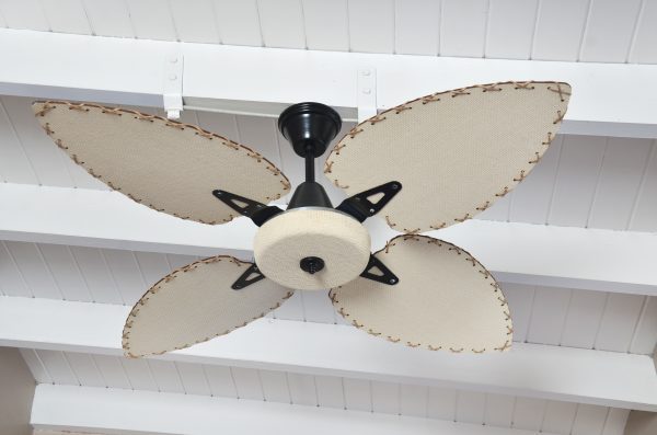 Ventilador BARI negro palas y tapa forrada de rattan. Tono natural - Imagen 3