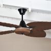 Ventilador BARI negro palas y tapa forrada de rattan. Tono nogal - Imagen 4