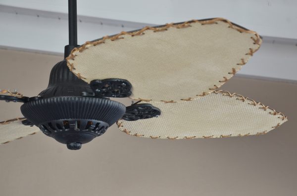 Ventilador SIENA Fundición negro con palas de rattan. Tono natural - Imagen 2