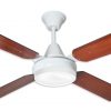 Ventilador GÉNOVA blanco palas de melamina y plafón led. Tono cedro