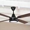 Ventilador GÉNOVA negro palas de melamina y plafón led. Tono nogal - Imagen 2